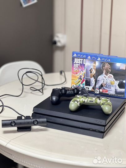 Sony PS4 pro 1tb