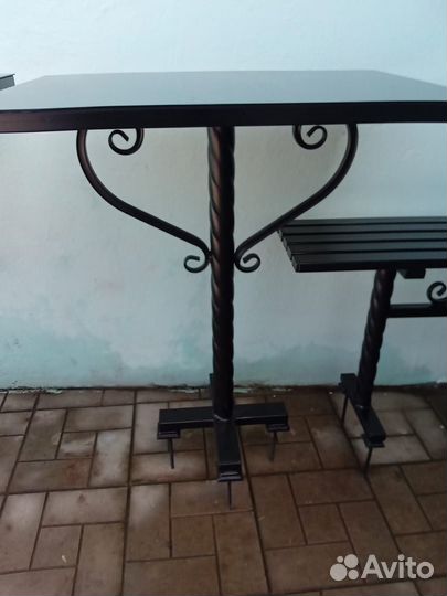 Скамья и стол для кладбища