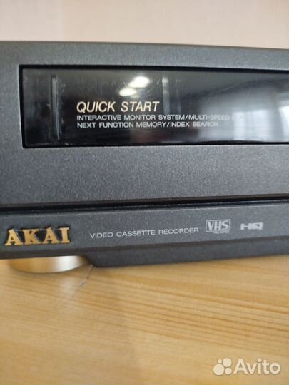 Видеомагнитофон akai VS-400 EGN