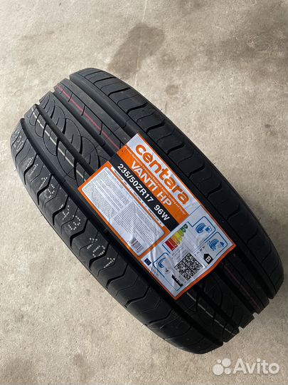 Centara Vanti HP 235/50 R17 96W