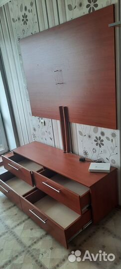 Тумба под телевизор