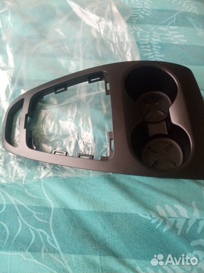 Глубокие подстаканники Лада Веста