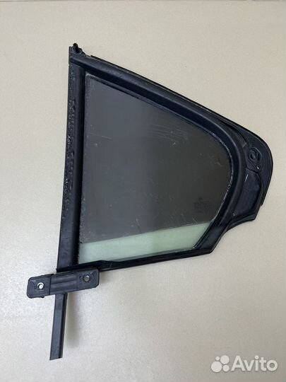 Форточка задняя правая Volkswagen Jetta 6