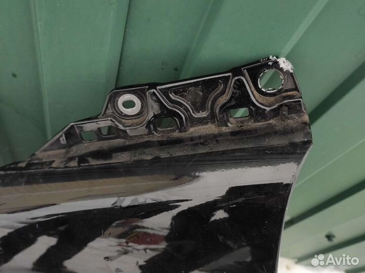 Крыло переднее левое пежо 3008 черное
