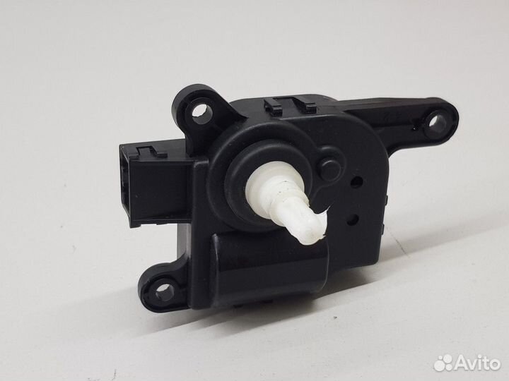 Моторчик привода заслонок отопителя