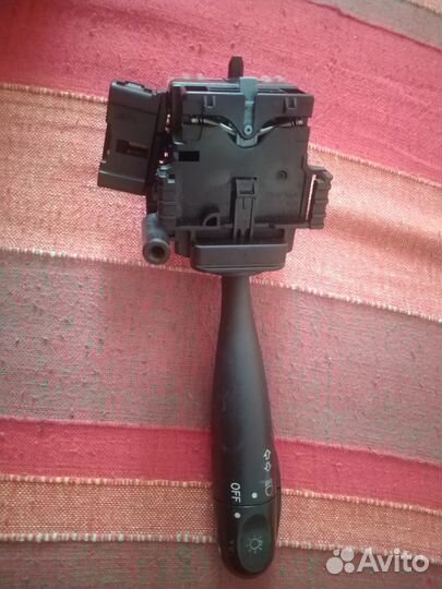 Продам переключатель поворотов Тойота Аллекс