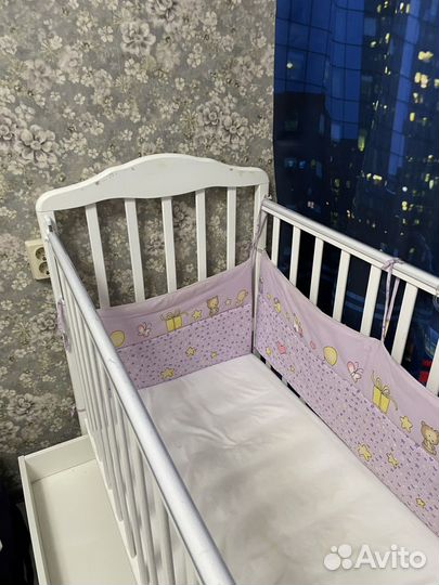 Детская кроватка