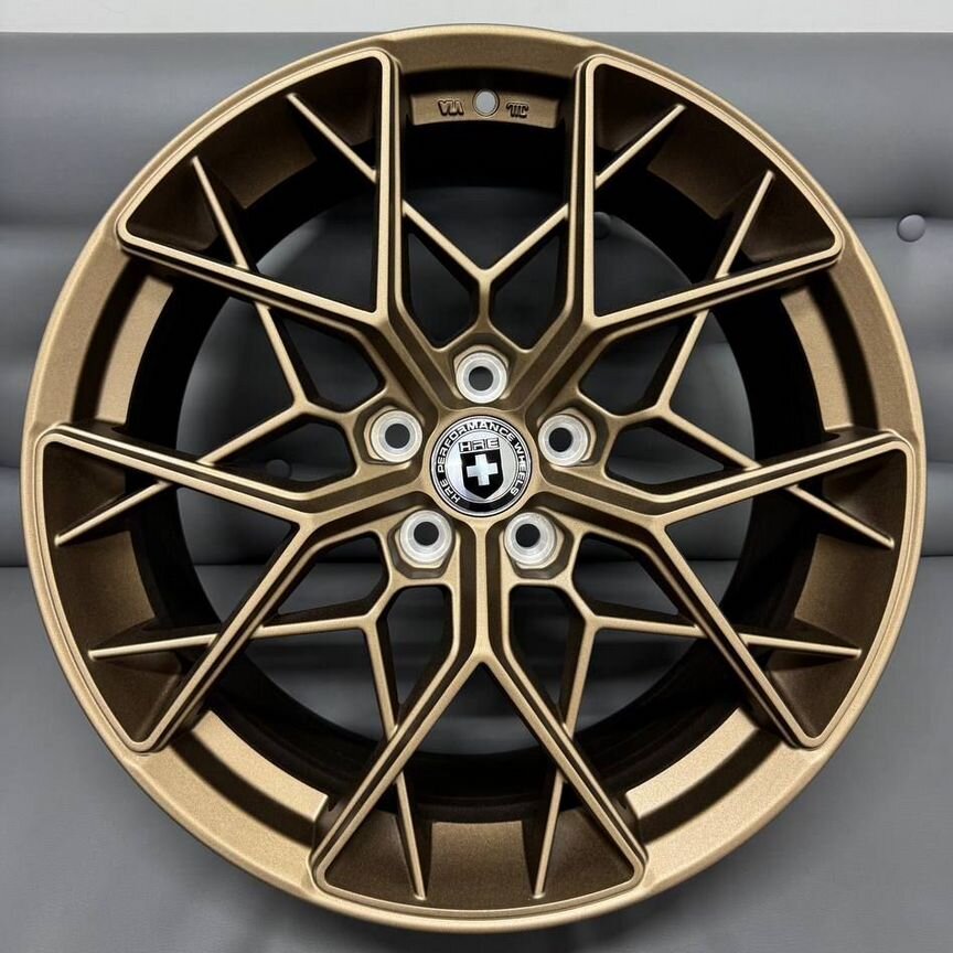 Литые диски Blitz 8×R18 5×108
