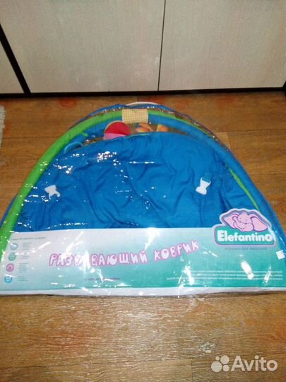 Детский развивающий коврик