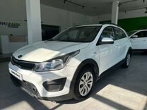 Kia Rio X-Line 1.4 AT, 2018, 177 973 км, с пробегом, цена 975 000 руб.