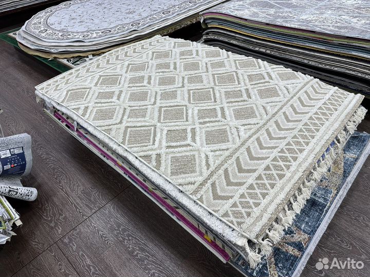 Ковер 1.2х1.8 новый, Турция