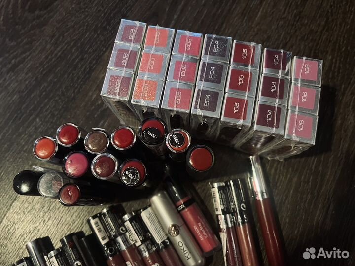 Косметика пакетом лотом оптом для визажиста