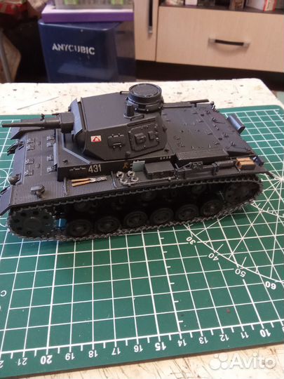 Модель танка Pz.Kpfw.lll Aust.F. 1/35