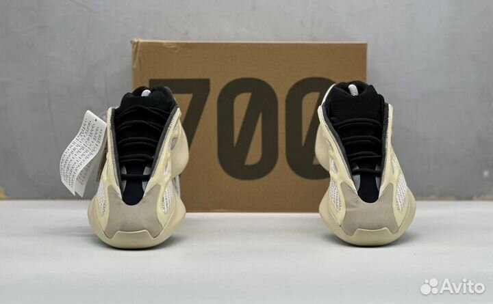 Женские кроссовки Adidas (36-40)