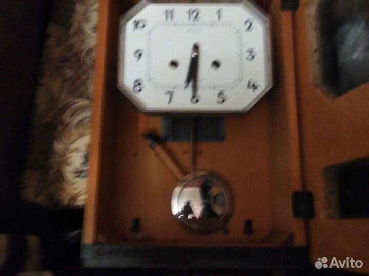 Часы настенные с боем Янтарь очз