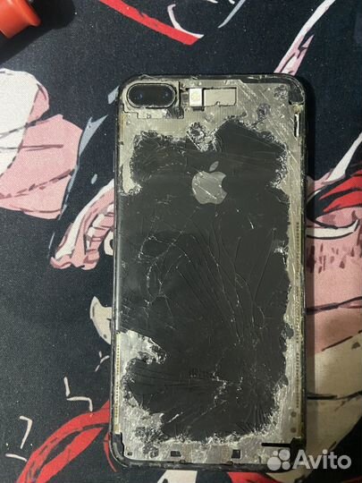 iPhone 8 Plus, 64 ГБ