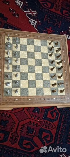 Шахматы ручной работы из дерева