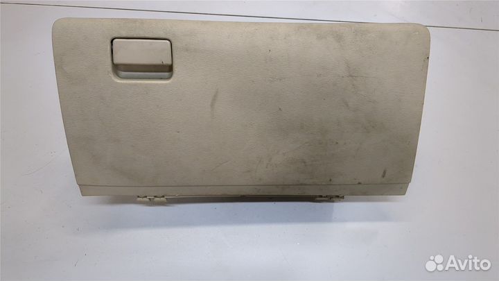 Бардачок Toyota Venza, 2011