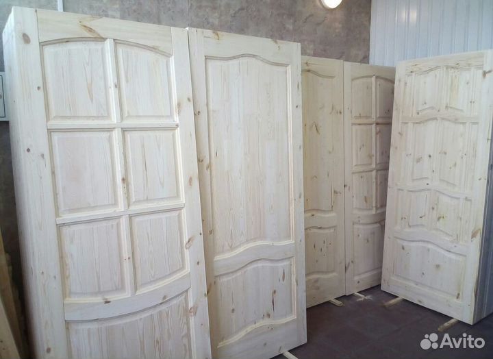 Дверь массив