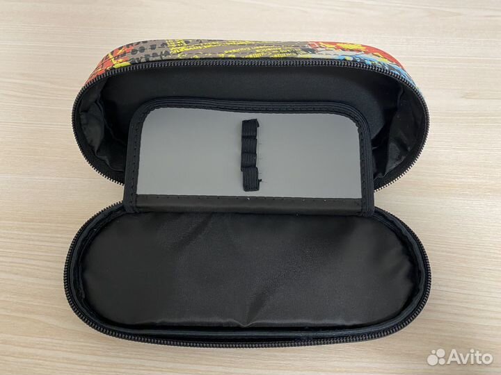 Пенал для канцелярии, школьный пенал