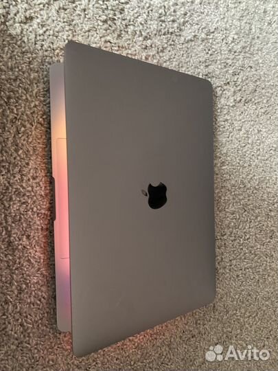 Macbook Pro 13 2017 touch bar 512GB