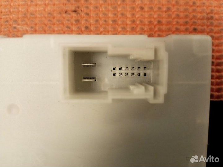 Блок управления крышкой багажника Bmw 520Dx G30