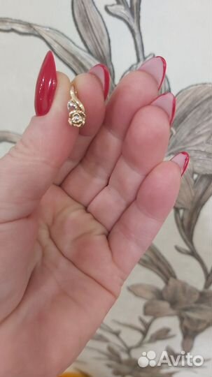 Золотые серьги