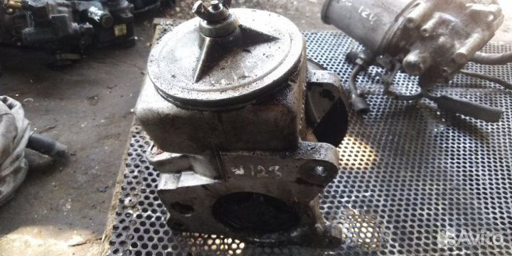 Насос гур Mercedes-Benz W123 W123 OM615