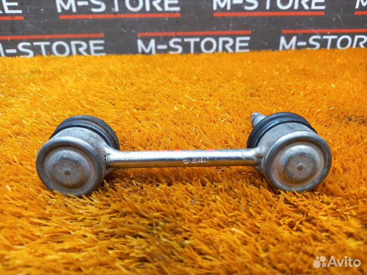 Стойка стабилизатора задняя правая Mercedes-Benz