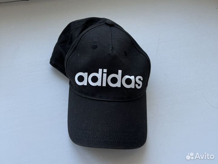 Женская бейсболка adidas (оригинал)