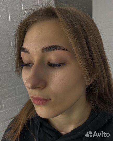 Мастер бровист