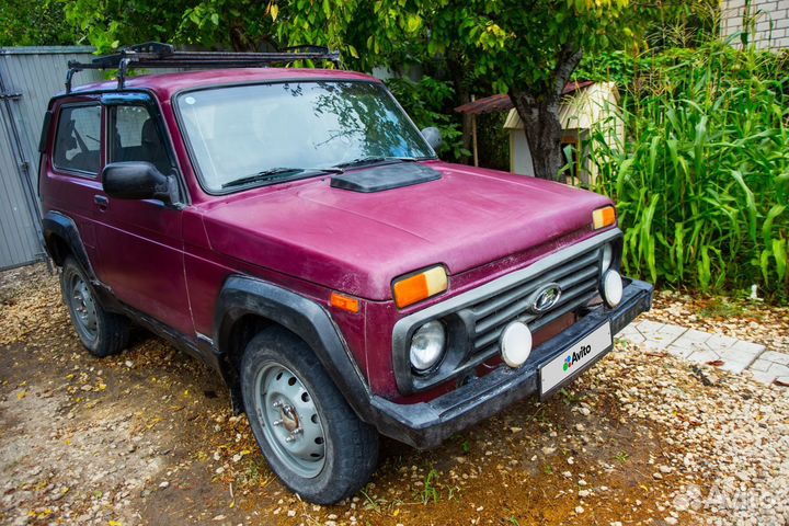 LADA 4x4 (Нива) 1.7 МТ, 2004, 263 000 км