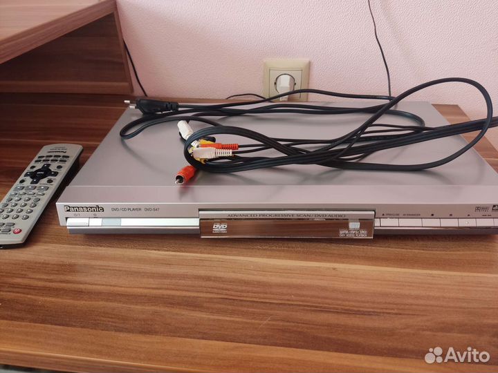 DVD-плеер Panasonic DVD-S47