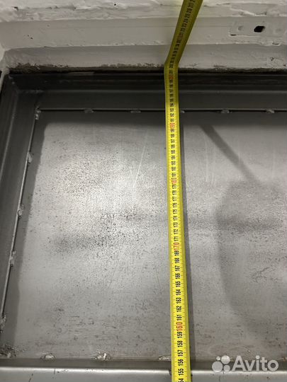 Железная дверь