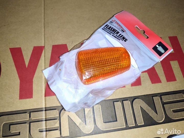 Новая оригинальная линза поворотника Yamaha XJR