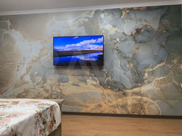 2-к. квартира, 60 м², 1/6 эт.