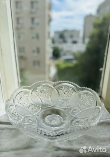 Хрустальная ваза