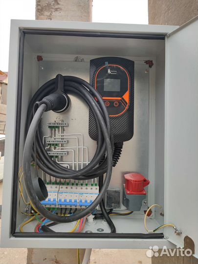 Зарядная станция для электромобилей 32А, 22кВт