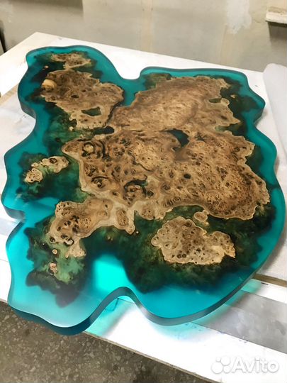 Стол-река из массива карагача/дуба/ясеня