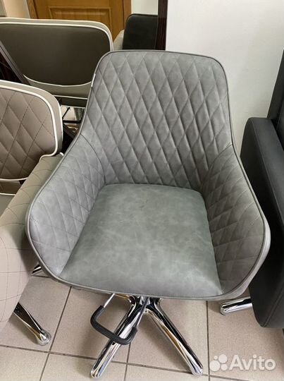 Парикмахерское кресло Вандер