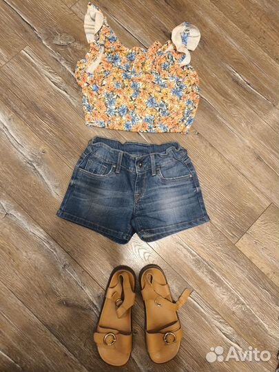 Летняя одежда для девочки 128-134 hm Benetton