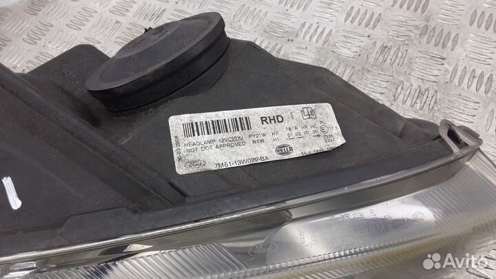 Фара правая на Ford C-max 1 рестайлинг