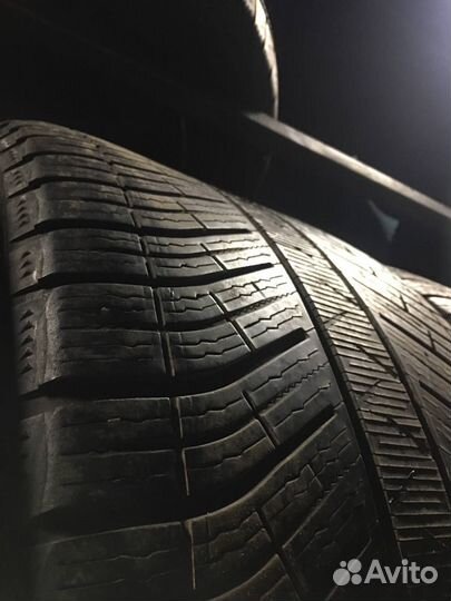 Michelin Pilot Alpin PA5 305/35 R21