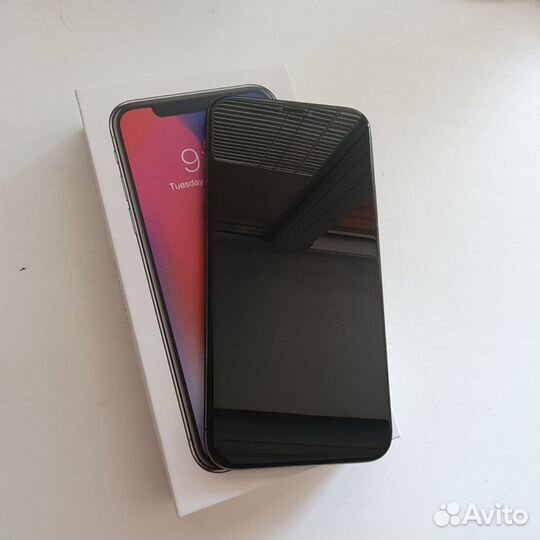 iPhone X, 256 ГБ