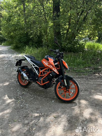 Мотоцикл KTM 390 Duke