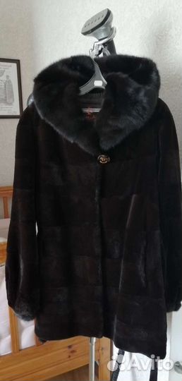 Шубка из бобрика 44-46р