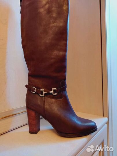 Сапоги женские