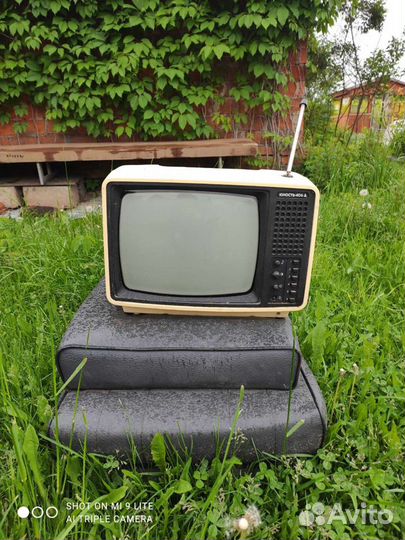 Телевизор юность 406 д