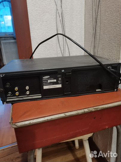 Видеомагнитофон samsung