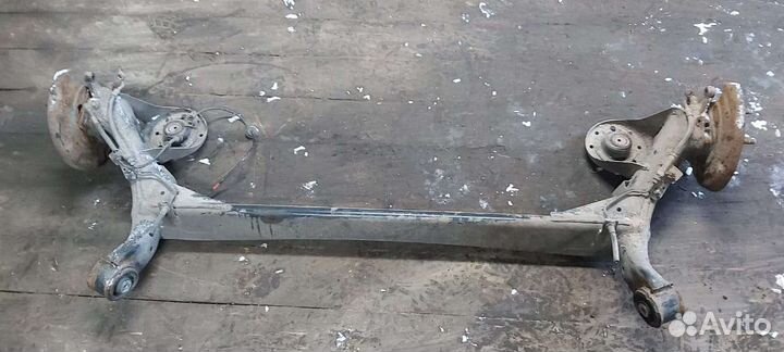 Задняя балка Hyundai Solaris 1